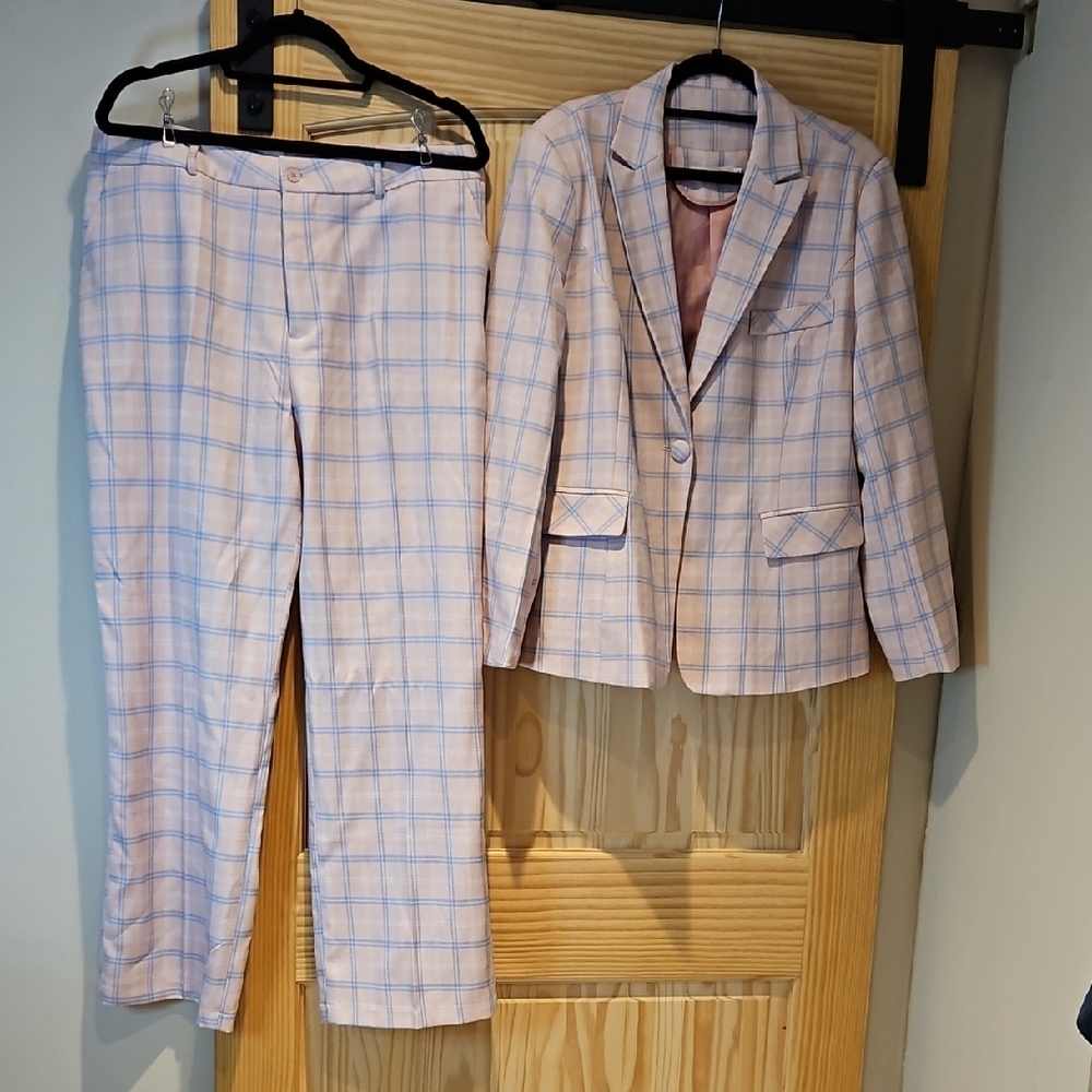 Men's Pink Plaid Suit Set